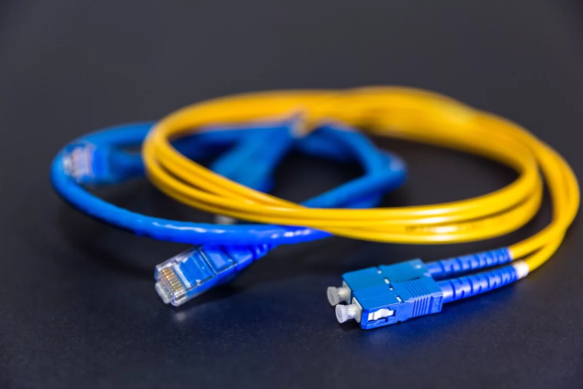 Tout savoir sur le raccordement à la fibre optique pour une connexion Internet haut débit