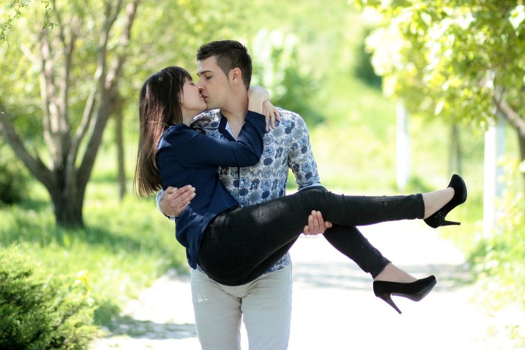 couple Rainbow Kissing